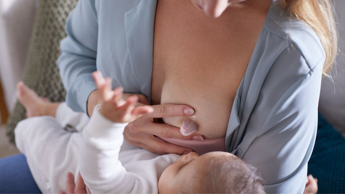 Answers to your 10 breastfeeding questions